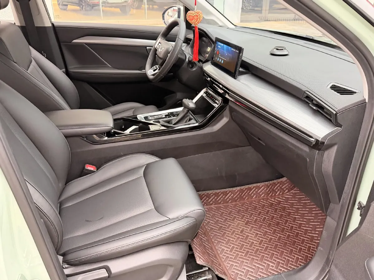 2021 WuLing XingChen 1.5T 147HP L4 CVT,autocango,china used car exporter,china ev exporter,chinese used car exporter,chinese used ev exporter