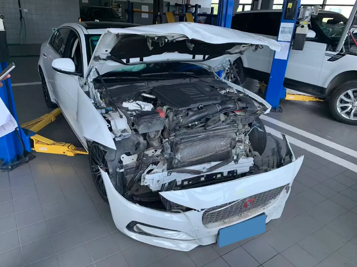2020 Jaguar XEL 2.0T 200HP L4 8AT,autocango,china used car exporter,china ev exporter,chinese used car exporter,chinese used ev exporter