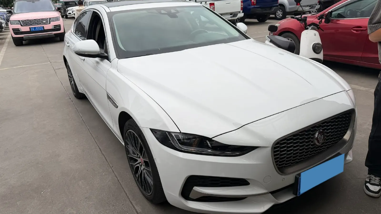 2020 Jaguar XEL 2.0T 200HP L4 8AT,autocango,china used car exporter,china ev exporter,chinese used car exporter,chinese used ev exporter
