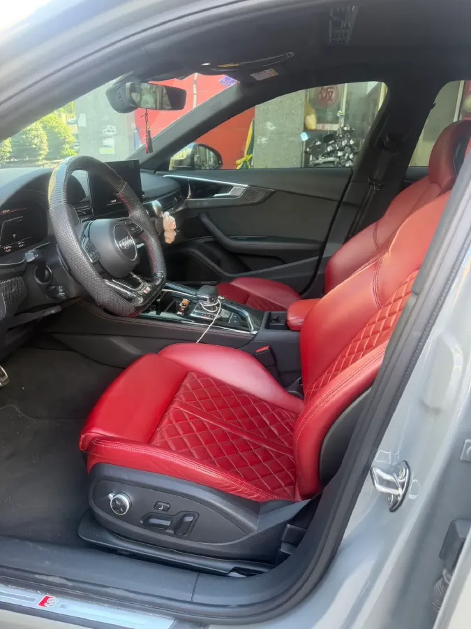 2022 Audi S4 3.0T 354HP V6 8AT,autocango,china used car exporter,china ev exporter,chinese used car exporter,chinese used ev exporter