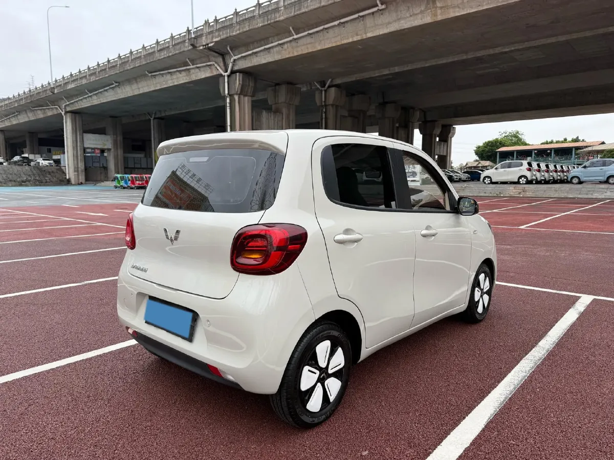 2025 WuLing HongGuang MINI EV BEV 16.2KWH,autocango,china used car exporter,china ev exporter,chinese used car exporter,chinese used ev exporter