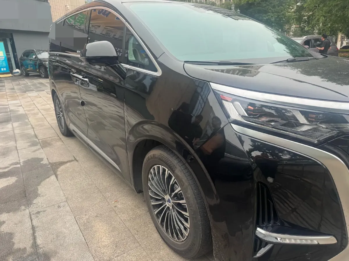 2024 Denza D9 1.5T 139HP L4 E-CVT PHEV 40KWH,autocango,china used car exporter,china ev exporter,chinese used car exporter,chinese used ev exporter
