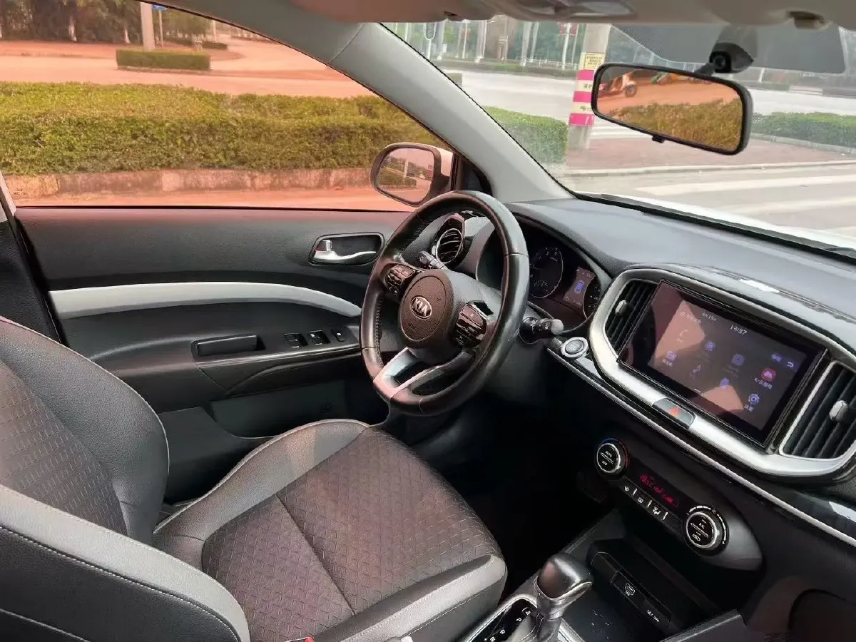 2019 Kia KX1 1.4L 100HP L4 6AT,autocango,china used car exporter,china ev exporter,chinese used car exporter,chinese used ev exporter