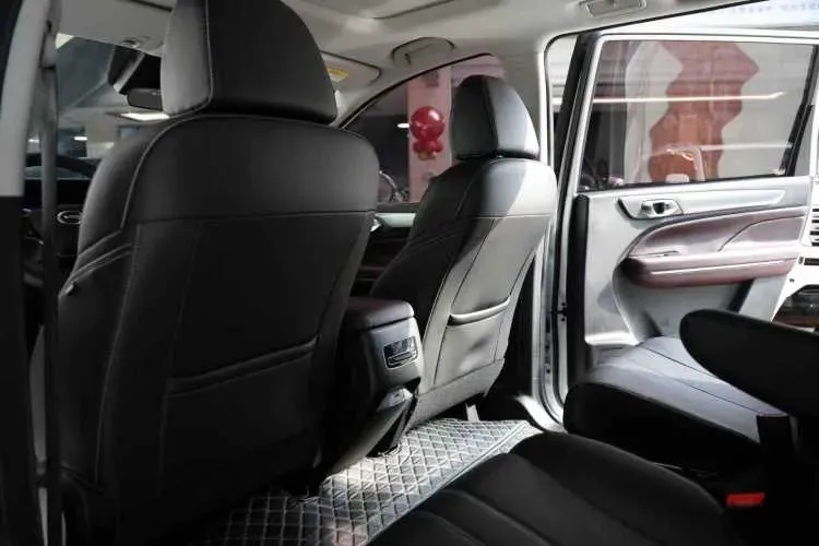 2023 GAC Trumpchi M6 1.5T 177HP L4 7DCT,autocango,china used car exporter,china ev exporter,chinese used car exporter,chinese used ev exporter