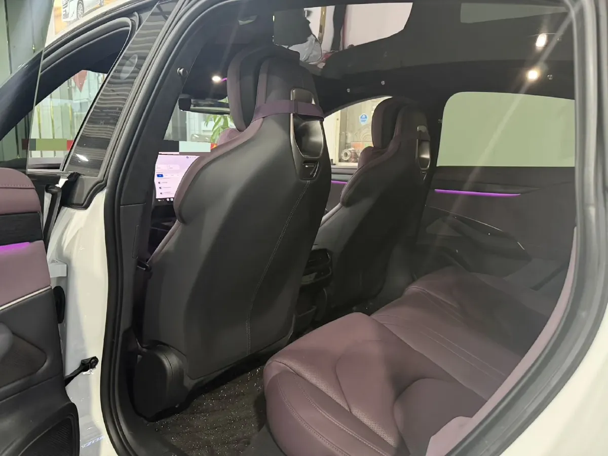 2024 MI SU7 BEV 101KWH,autocango,china used car exporter,china ev exporter,chinese used car exporter,chinese used ev exporter