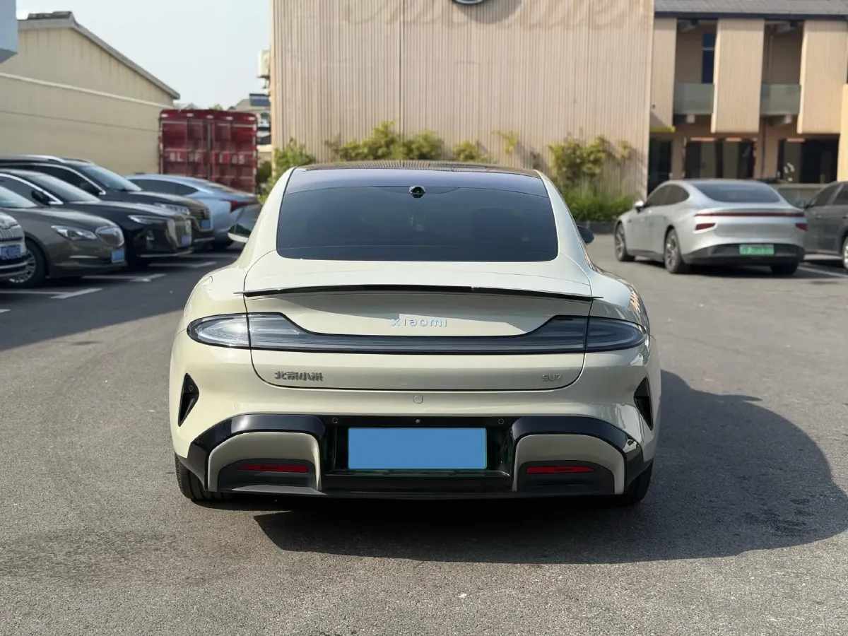 2024 MI SU7 BEV 73.6KWH,autocango,china used car exporter,china ev exporter,chinese used car exporter,chinese used ev exporter