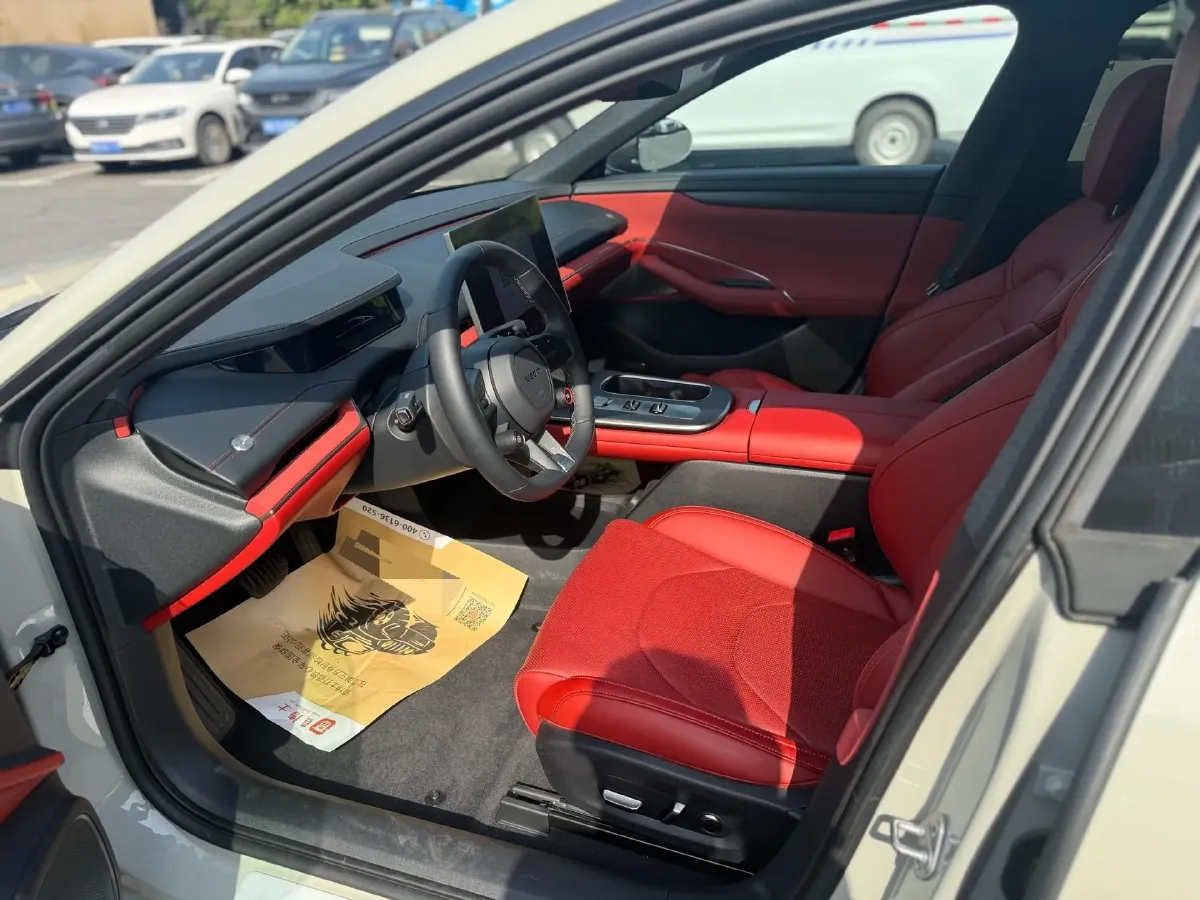 2024 MI SU7 BEV 73.6KWH,autocango,china used car exporter,china ev exporter,chinese used car exporter,chinese used ev exporter