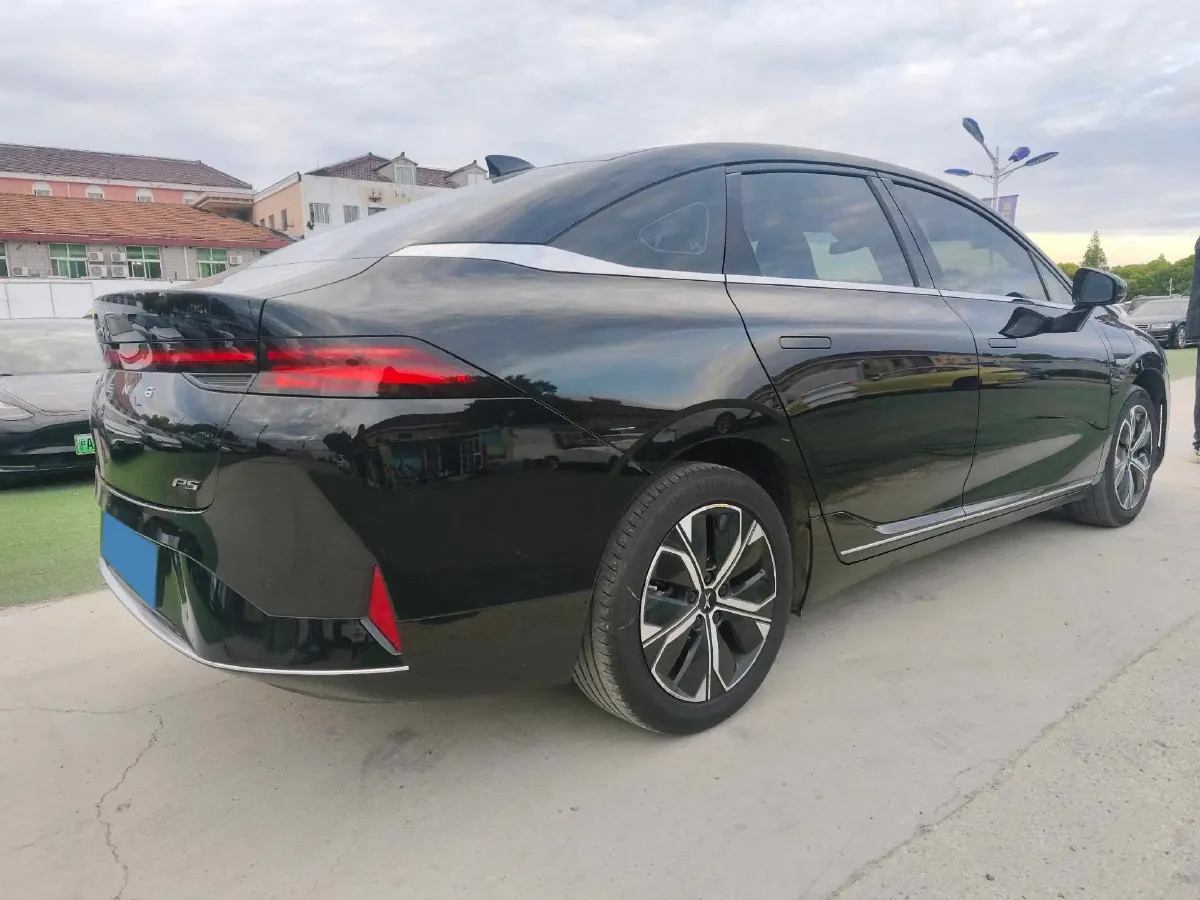 2021 ChangAn UNI-K 2.0T 233HP L4 8AT,autocango,china used car exporter,china ev exporter,chinese used car exporter,chinese used ev exporter