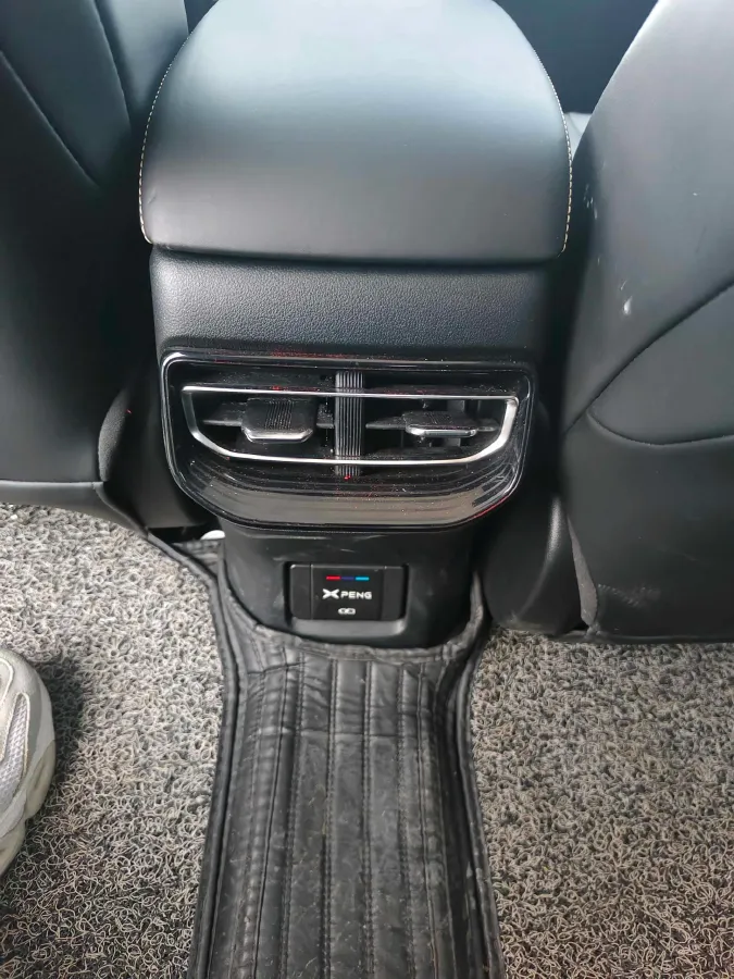 2021 ChangAn UNI-K 2.0T 233HP L4 8AT,autocango,china used car exporter,china ev exporter,chinese used car exporter,chinese used ev exporter