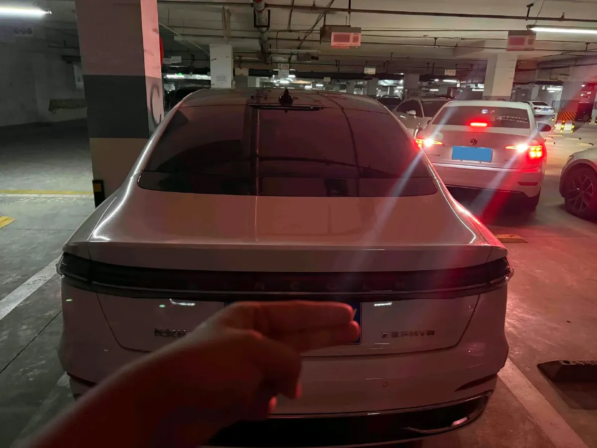 2025 Lincoln Z 2.0T 261HP L4 8AT,autocango,china used car exporter,china ev exporter,chinese used car exporter,chinese used ev exporter