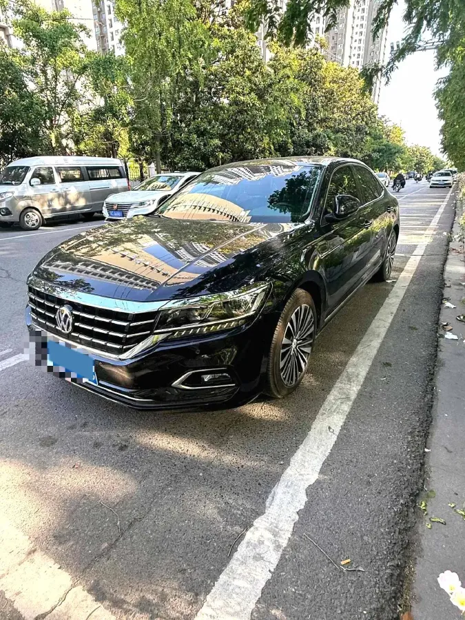 2019 Volvo V40 1.5T 152HP L4 6AT,autocango,china used car exporter,china ev exporter,chinese used car exporter,chinese used ev exporter