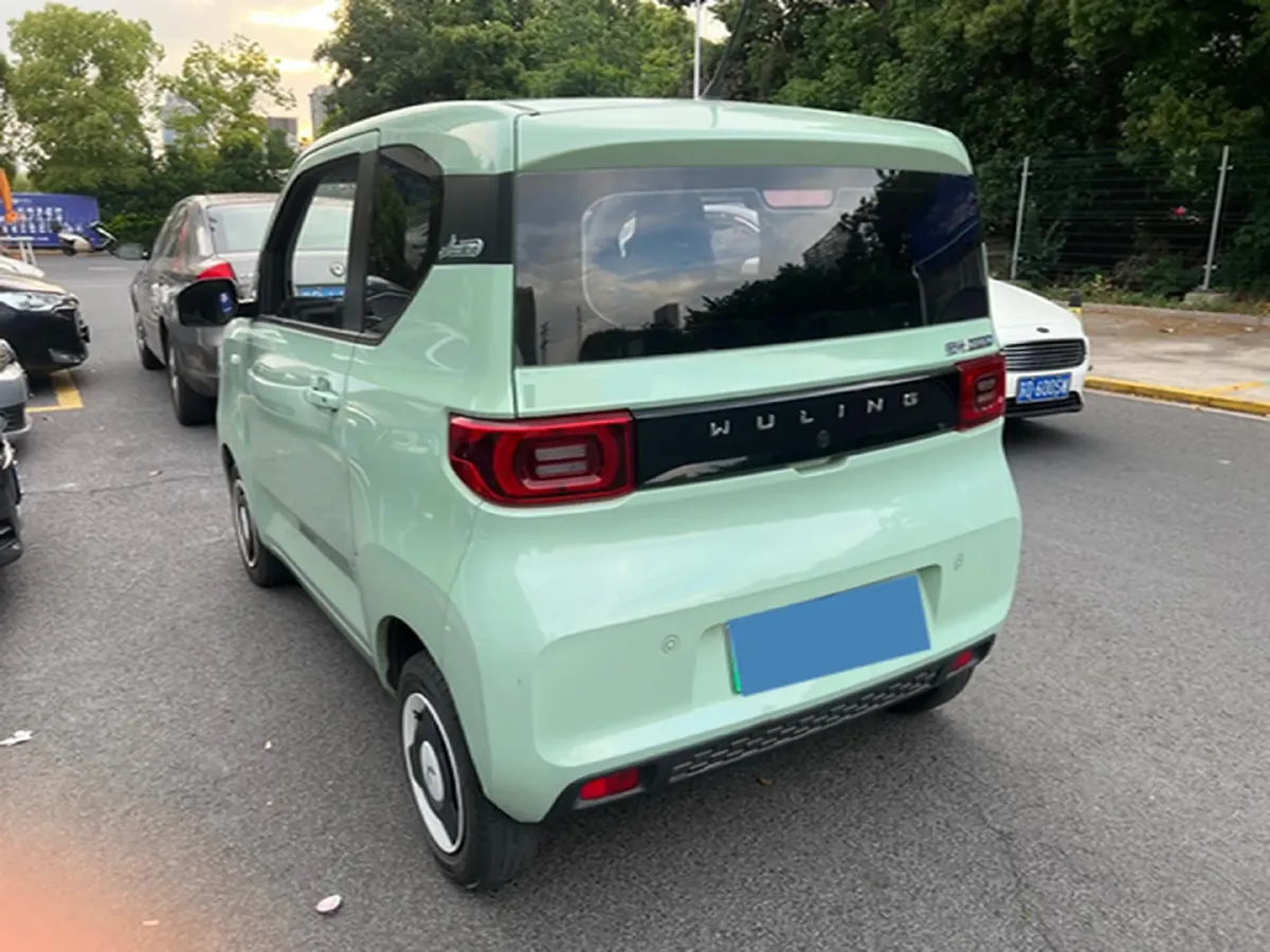 2022 WuLing HongGuang MINI EV BEV 9KWH,autocango,china used car exporter,china ev exporter,chinese used car exporter,chinese used ev exporter