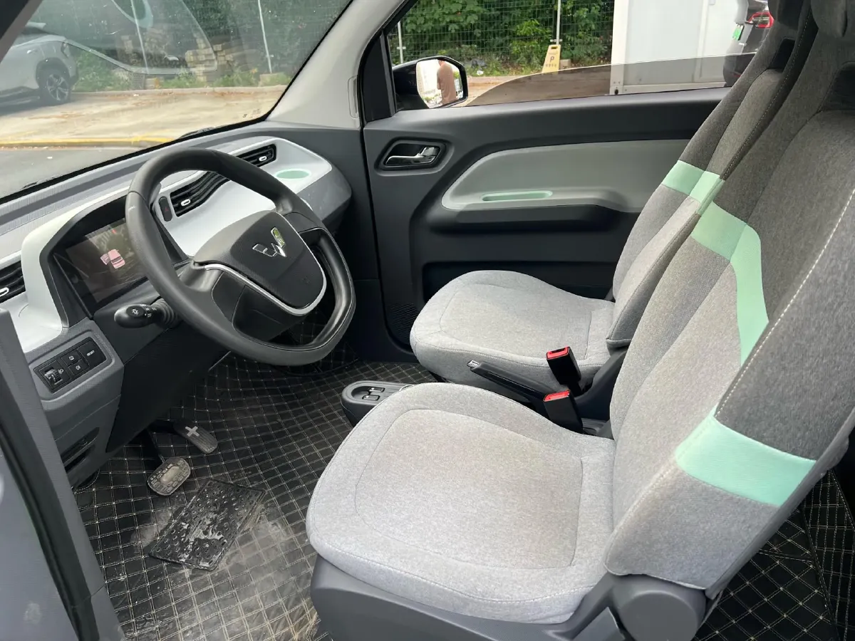 2022 WuLing HongGuang MINI EV BEV 9KWH,autocango,china used car exporter,china ev exporter,chinese used car exporter,chinese used ev exporter