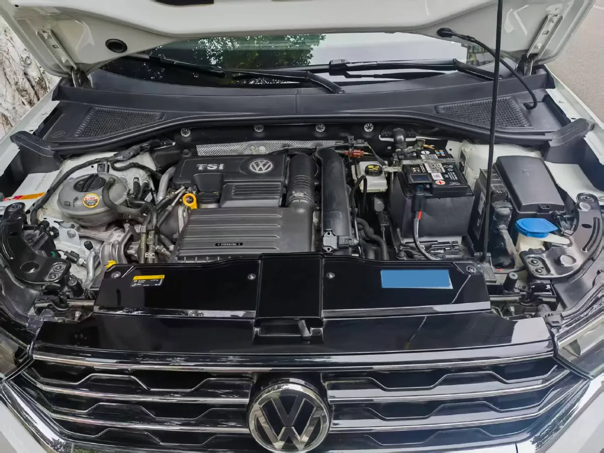 2018 Borgward BX7 2.0T 224HP L4 6AT,autocango,china used car exporter,china ev exporter,chinese used car exporter,chinese used ev exporter