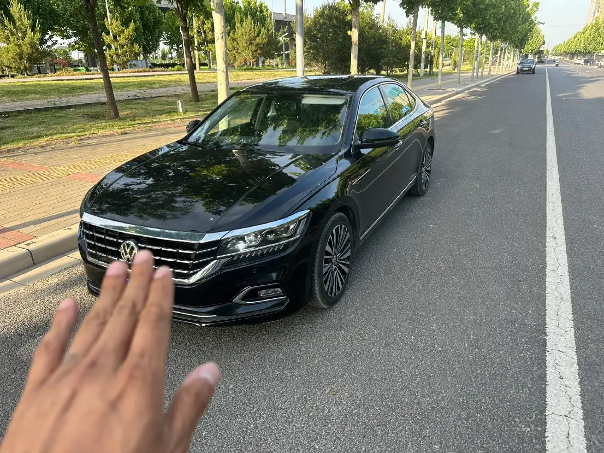 2019 Volvo V40 1.5T 152HP L4 6AT,autocango,china used car exporter,china ev exporter,chinese used car exporter,chinese used ev exporter