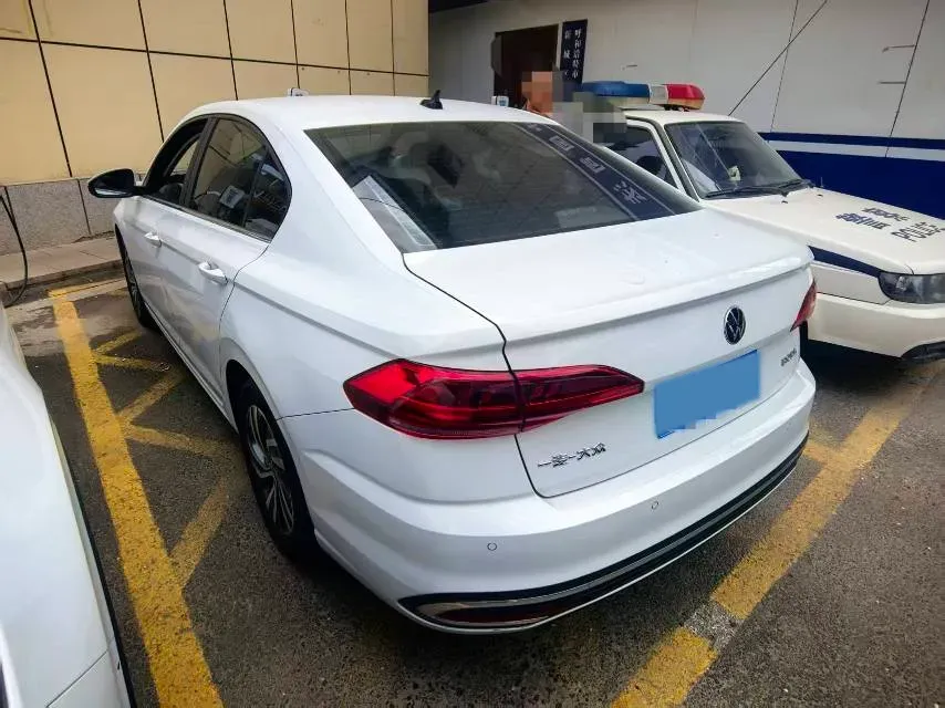 2025 Volkswagen Bora 1.2T 116HP L4 7DCT,autocango,china used car exporter,china ev exporter,chinese used car exporter,chinese used ev exporter