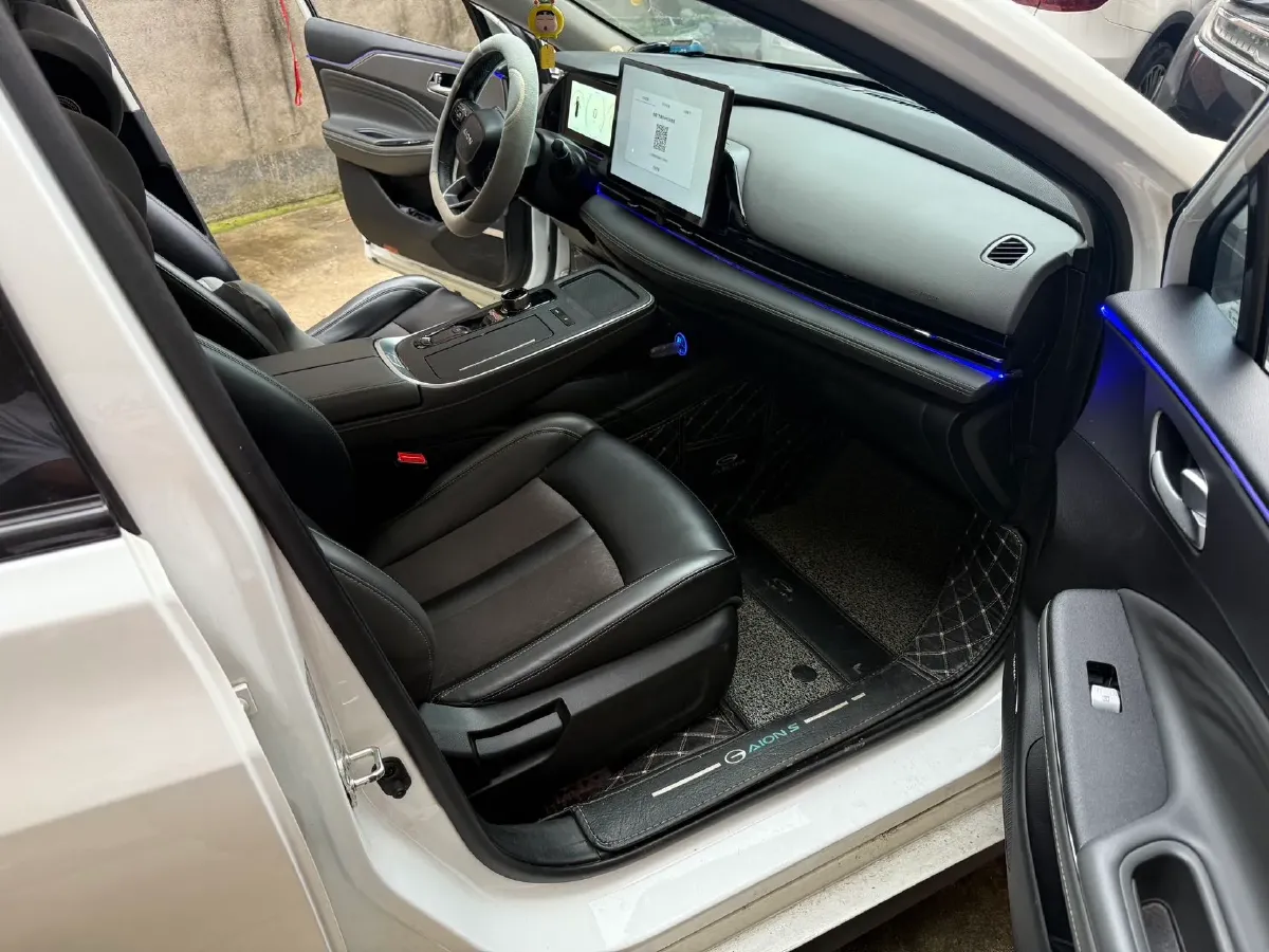 2022 LYNK&CO 02 2.0T 190HP L4 7DCT,autocango,china used car exporter,china ev exporter,chinese used car exporter,chinese used ev exporter