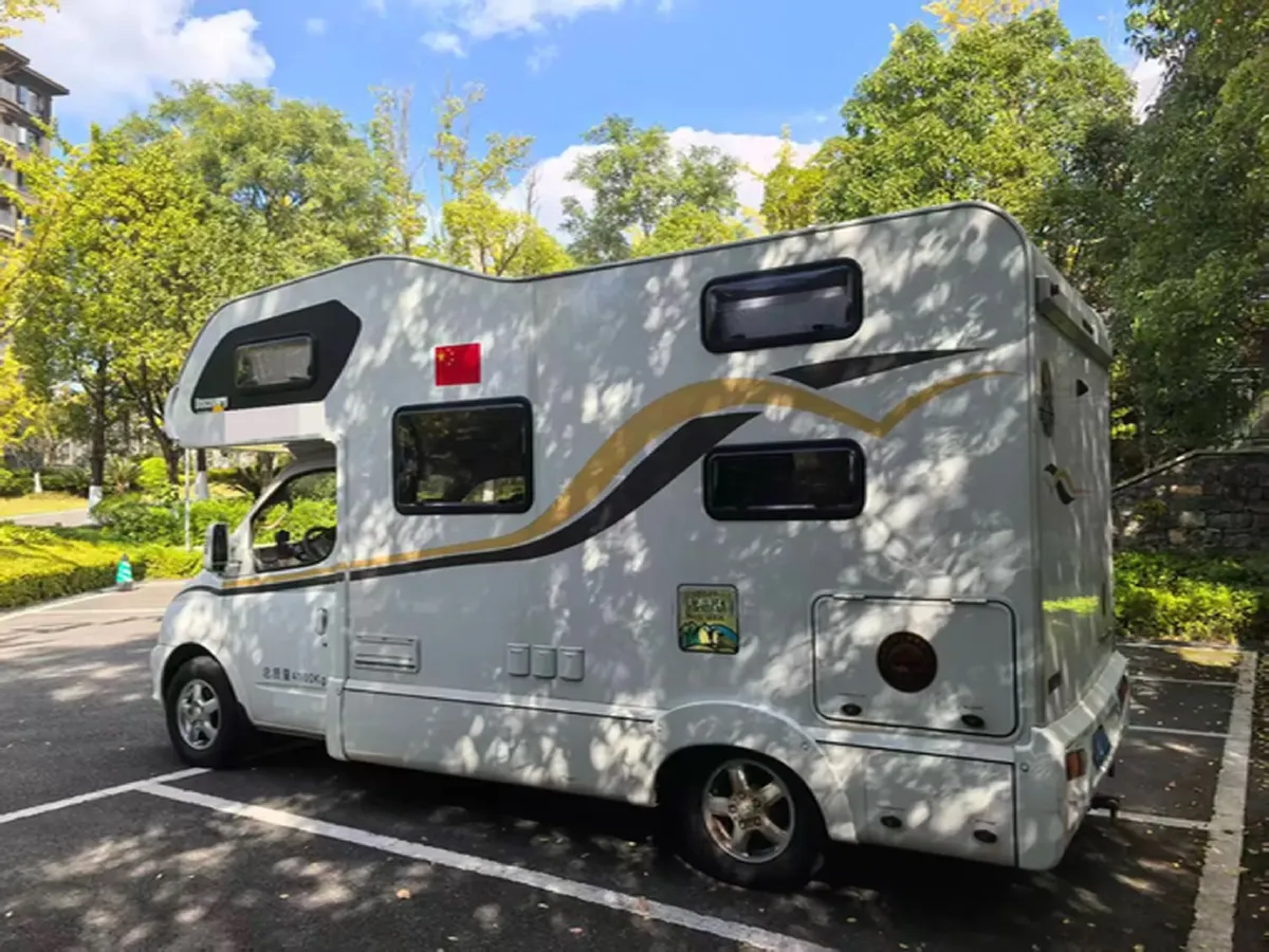 2021 MAXUS V80 RV 2.0T 139HP L4 6AMT,autocango,china used car exporter,china ev exporter,chinese used car exporter,chinese used ev exporter