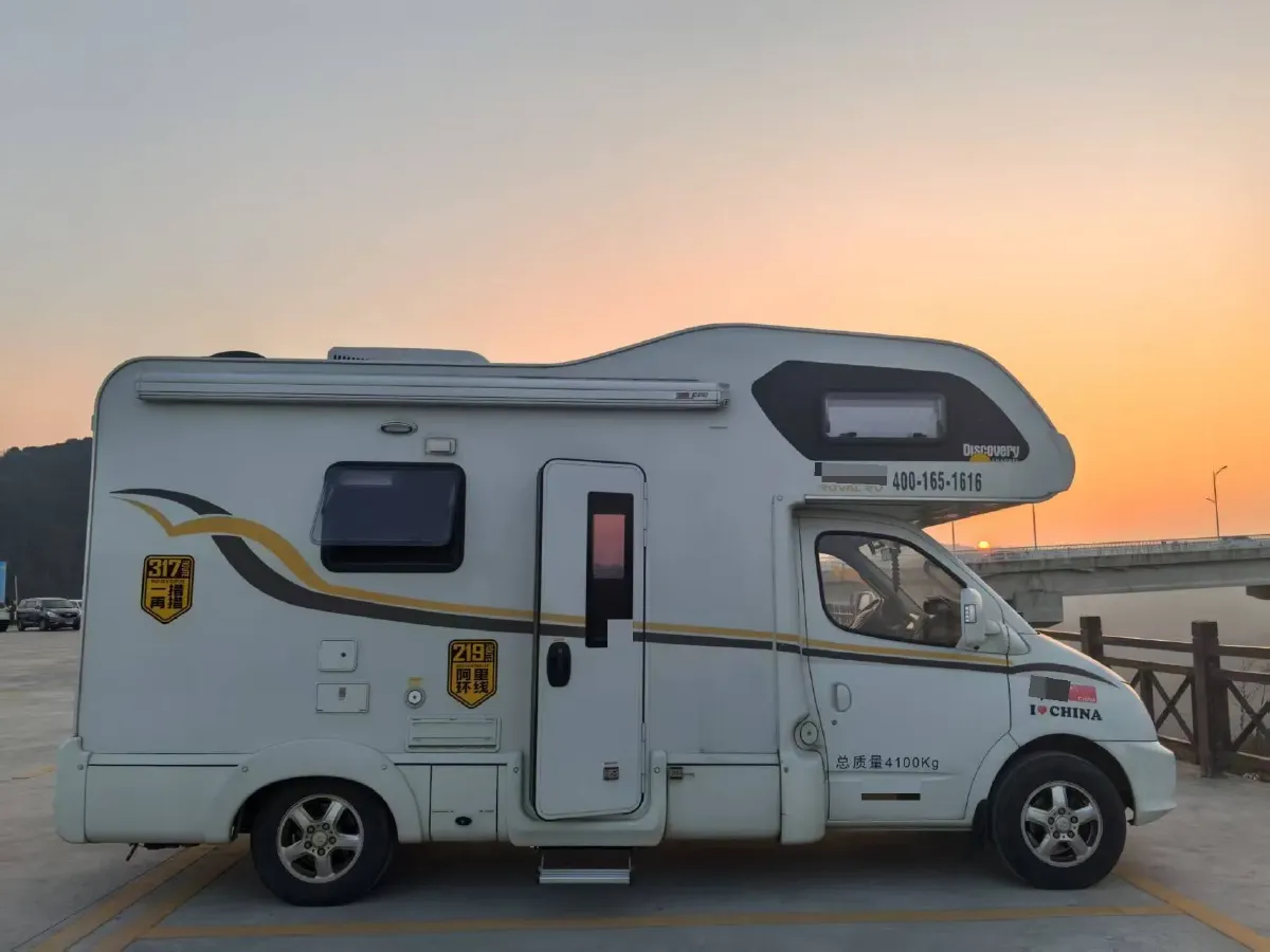 2021 MAXUS V80 RV 2.0T 139HP L4 6AMT,autocango,china used car exporter,china ev exporter,chinese used car exporter,chinese used ev exporter