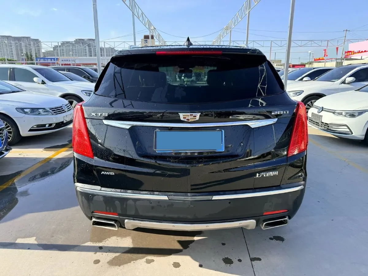 2018 Cadillac XT5 2.0T 250HP L4 8AT,autocango,china used car exporter,china ev exporter,chinese used car exporter,chinese used ev exporter