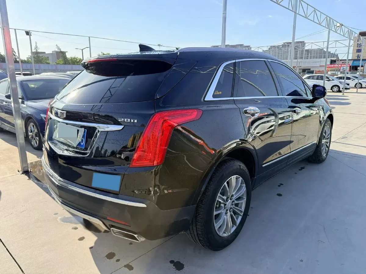 2018 Cadillac XT5 2.0T 250HP L4 8AT,autocango,china used car exporter,china ev exporter,chinese used car exporter,chinese used ev exporter