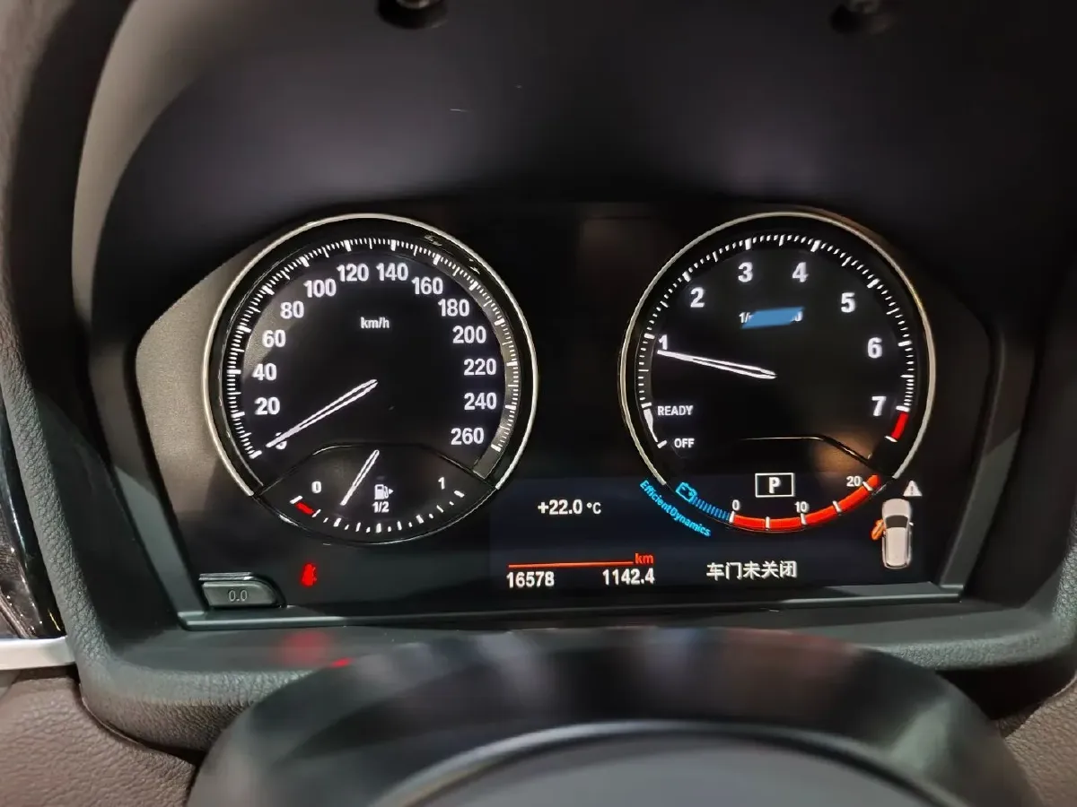 2021 BMW X1 1.5T 140HP L3 7DCT,autocango,china used car exporter,china ev exporter,chinese used car exporter,chinese used ev exporter