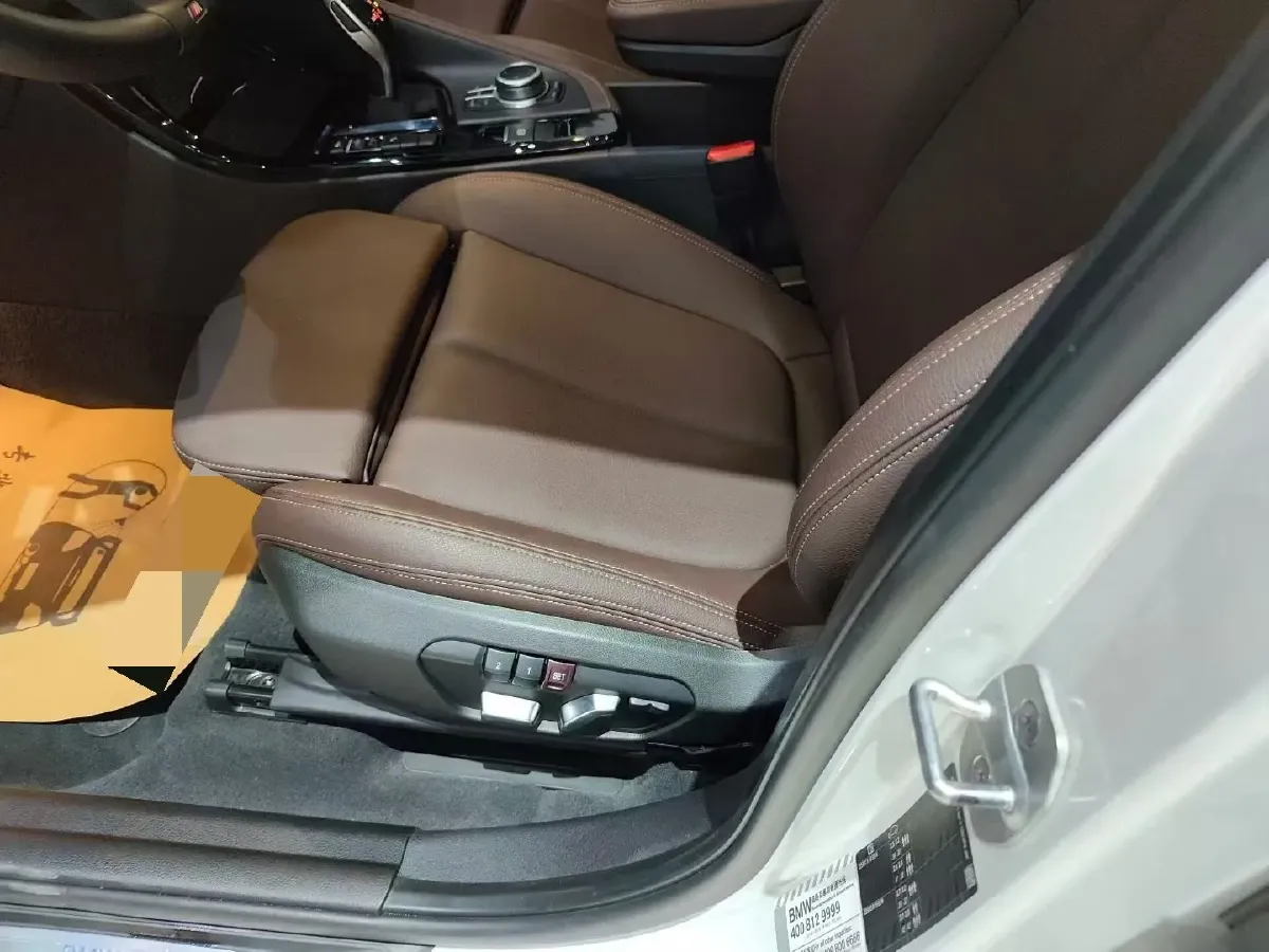 2021 BMW X1 1.5T 140HP L3 7DCT,autocango,china used car exporter,china ev exporter,chinese used car exporter,chinese used ev exporter
