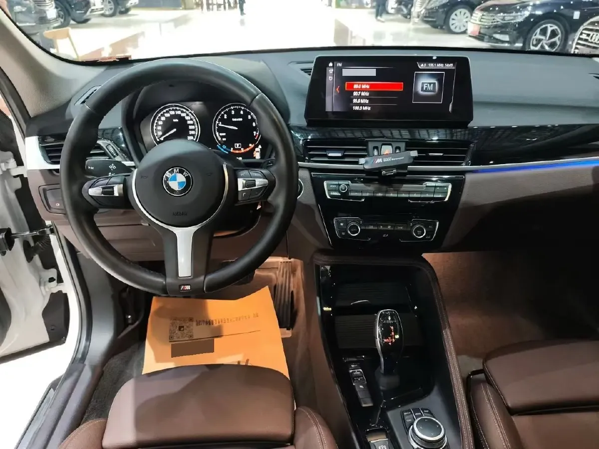 2021 BMW X1 1.5T 140HP L3 7DCT,autocango,china used car exporter,china ev exporter,chinese used car exporter,chinese used ev exporter