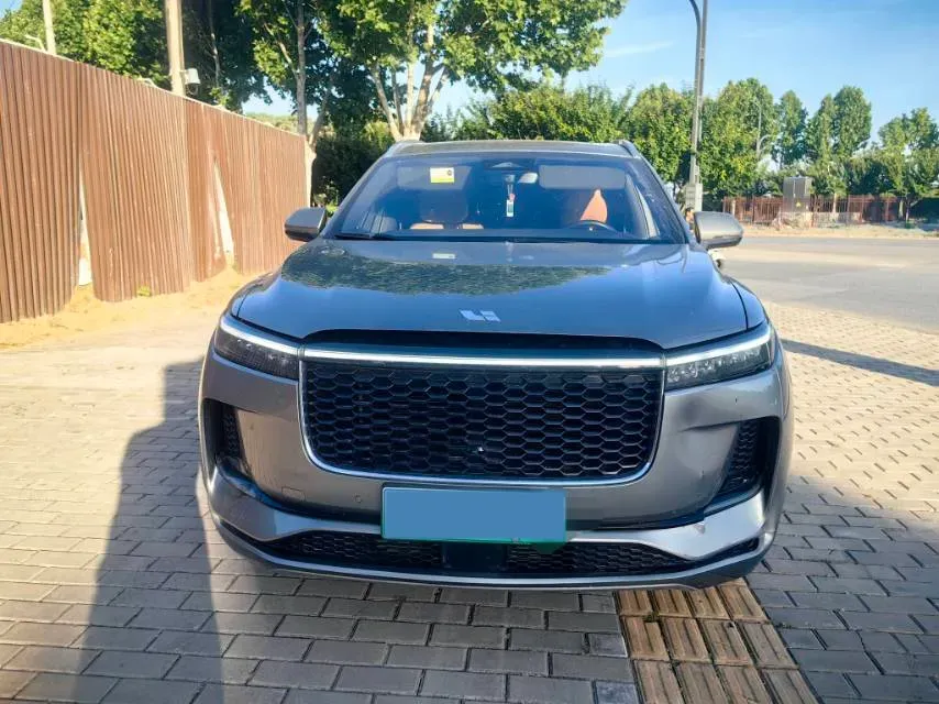 2021 Li ONE Range Extended 131HP REEV 40.5KWH,autocango,china used car exporter,china ev exporter,chinese used car exporter,chinese used ev exporter