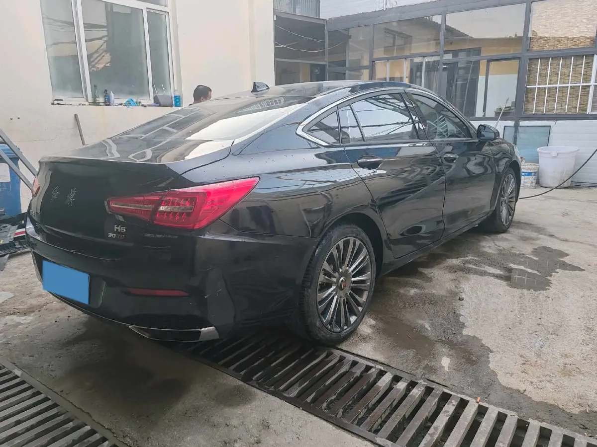 2019 HongQi H5 1.8T 180HP L4 6AT,autocango,china used car exporter,china ev exporter,chinese used car exporter,chinese used ev exporter
