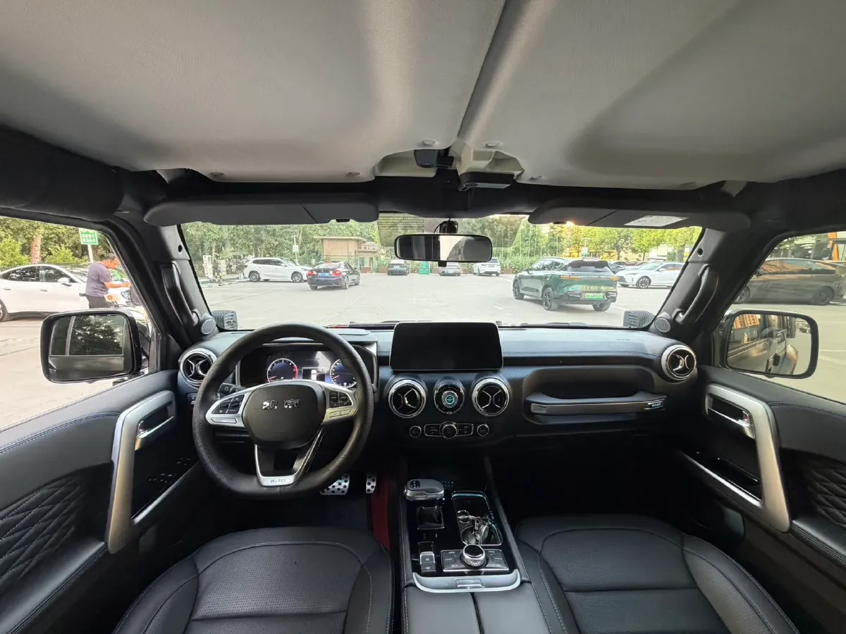 2024 Beijing BJ40 2.0T 163HP L4 8AT,autocango,china used car exporter,china ev exporter,chinese used car exporter,chinese used ev exporter