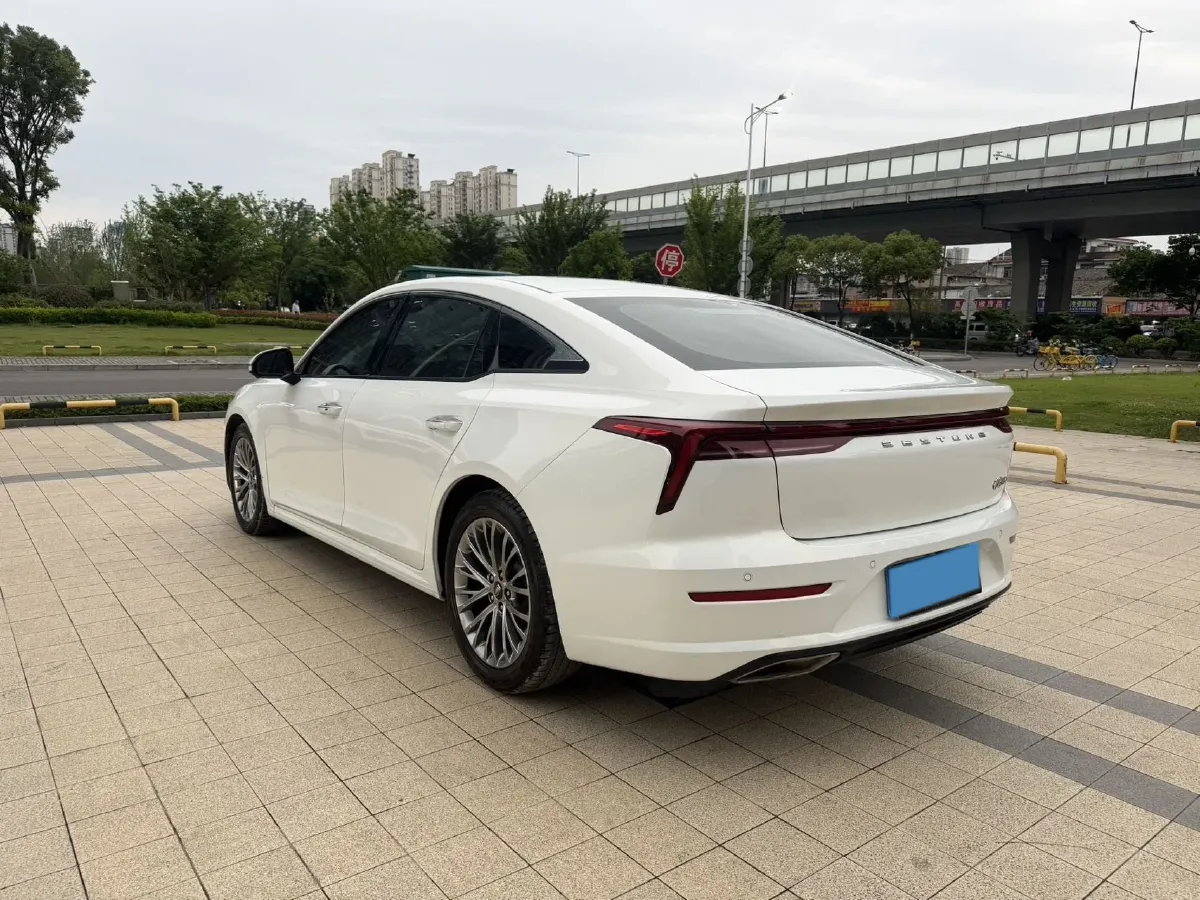 2023 Bestune B70 1.5T 169HP L4 7DCT,autocango,china used car exporter,china ev exporter,chinese used car exporter,chinese used ev exporter