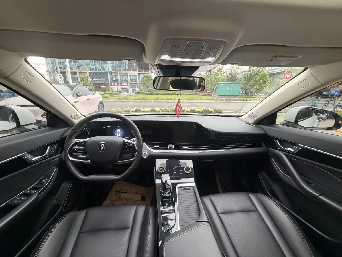 2023 Bestune B70 1.5T 169HP L4 7DCT,autocango,china used car exporter,china ev exporter,chinese used car exporter,chinese used ev exporter