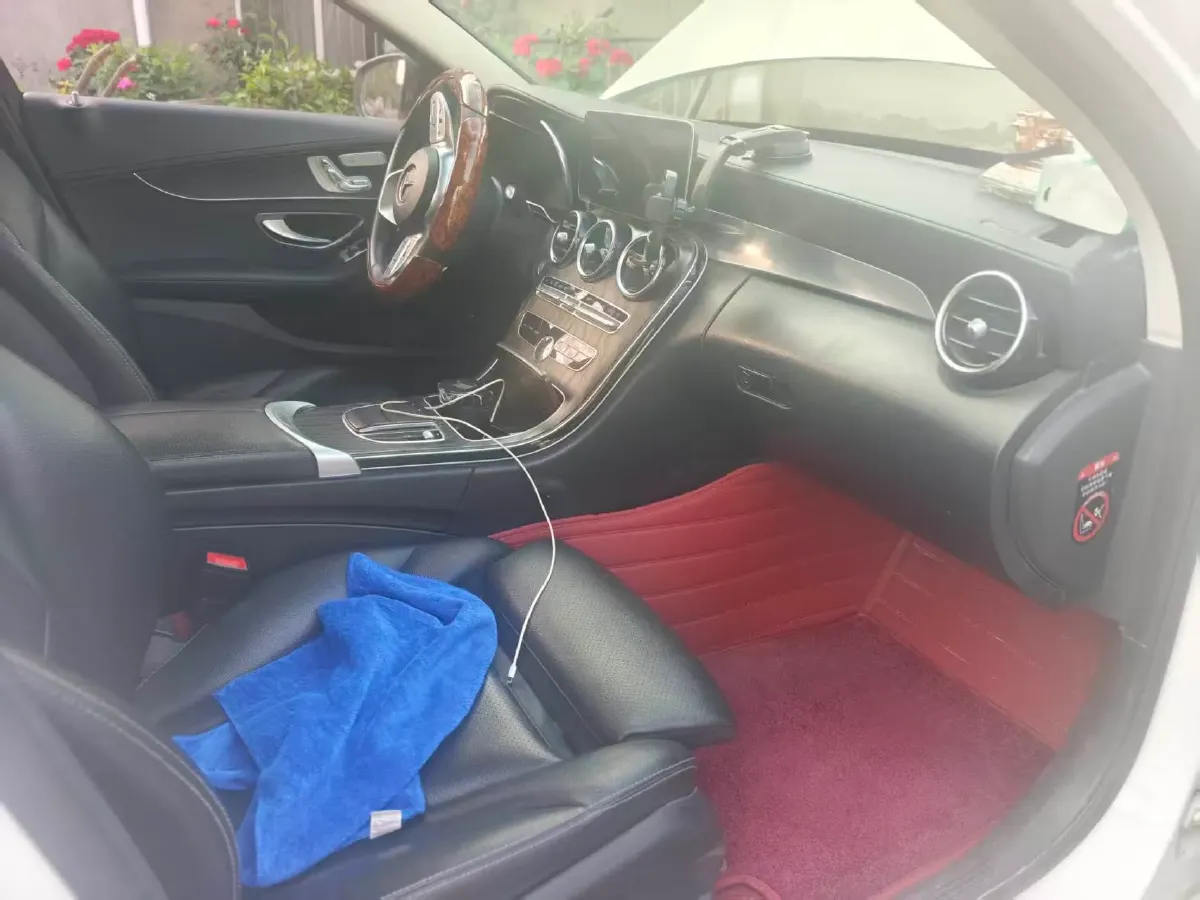 2021 Mercedes-Benz C Class 1.5T 184HP L4 9AT,autocango,china used car exporter,china ev exporter,chinese used car exporter,chinese used ev exporter