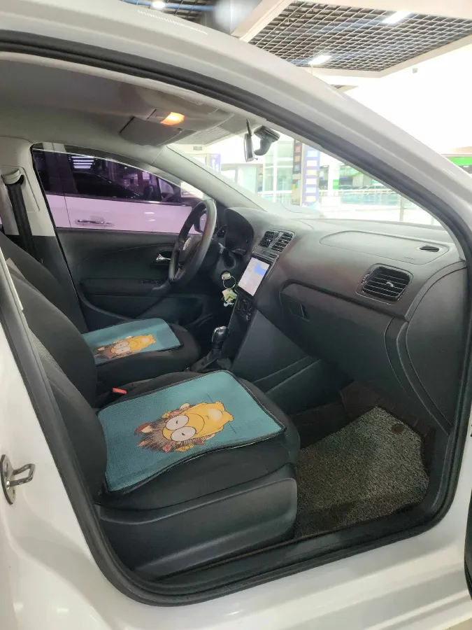 2014 Hyundai Reina 1.6L 123HP L4 4AT,autocango,china used car exporter,china ev exporter,chinese used car exporter,chinese used ev exporter