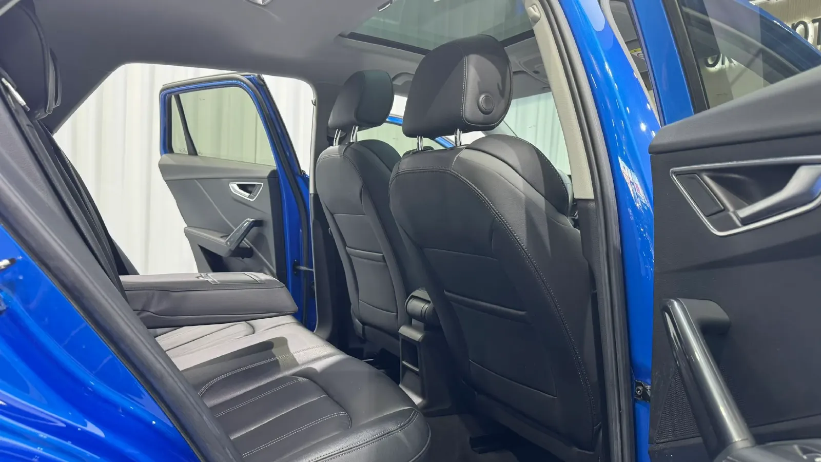2022 Audi Q2L 1.4T 150HP L4 7DCT,autocango,china used car exporter,china ev exporter,chinese used car exporter,chinese used ev exporter