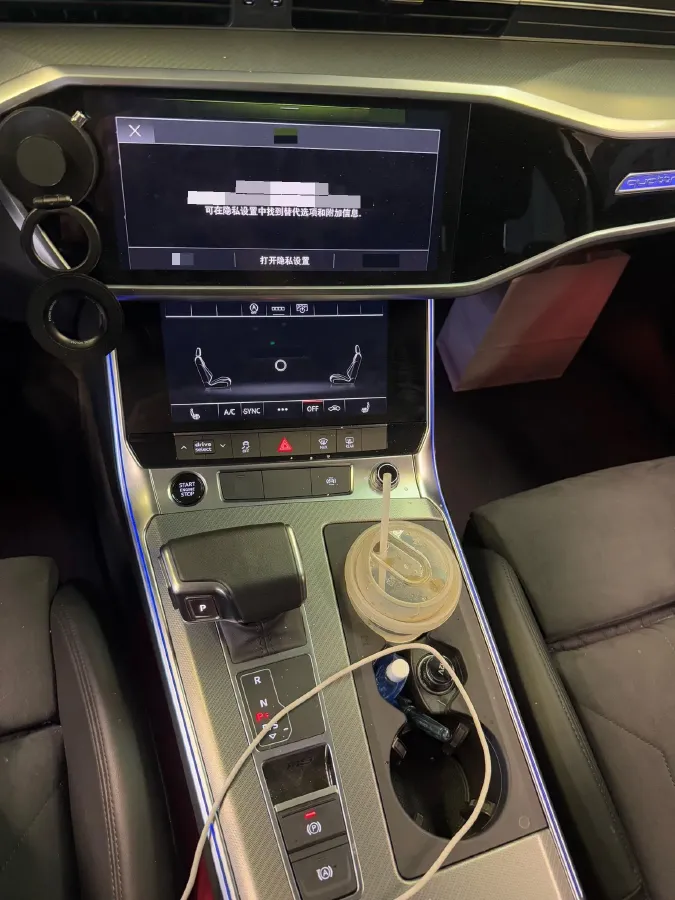 2023 Audi A6 2.0T 265HP L4 7DCT,autocango,china used car exporter,china ev exporter,chinese used car exporter,chinese used ev exporter