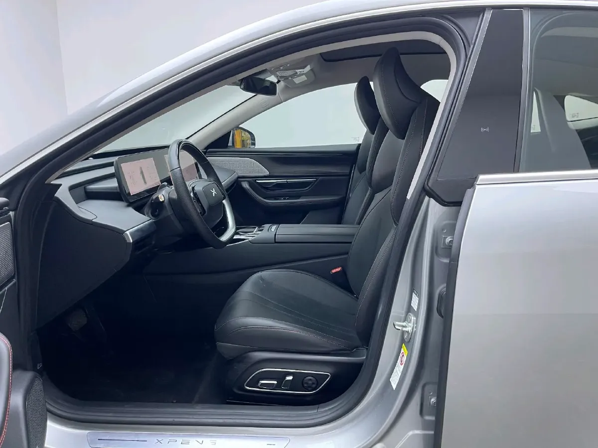 2023 Xpeng P7 BEV 70.8KWH,autocango,china used car exporter,china ev exporter,chinese used car exporter,chinese used ev exporter