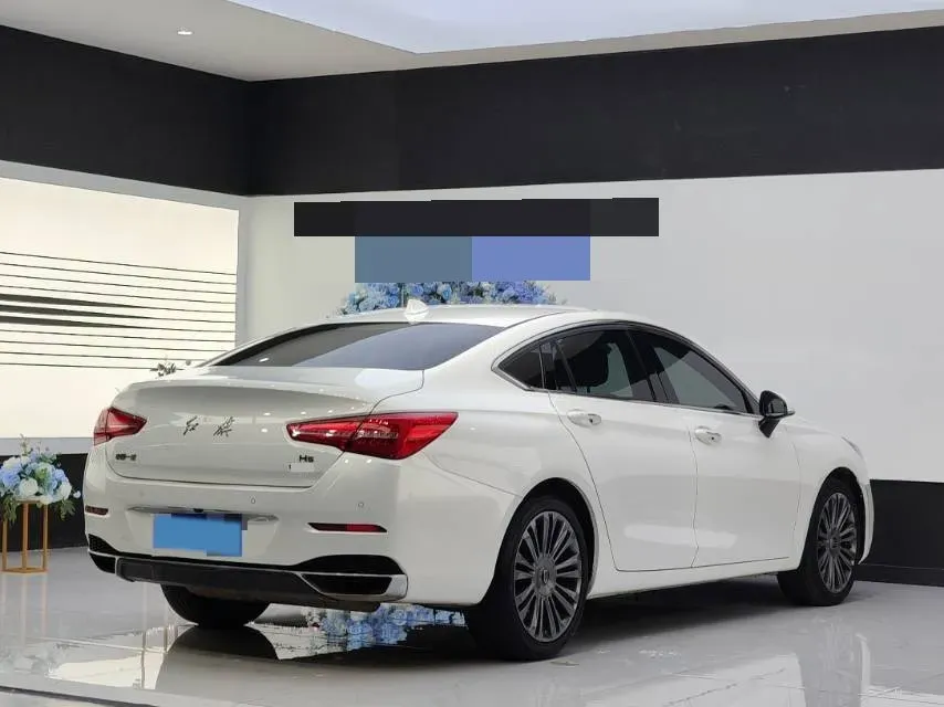 2020 HongQi H5 1.5T 169HP L4 7DCT,autocango,china used car exporter,china ev exporter,chinese used car exporter,chinese used ev exporter