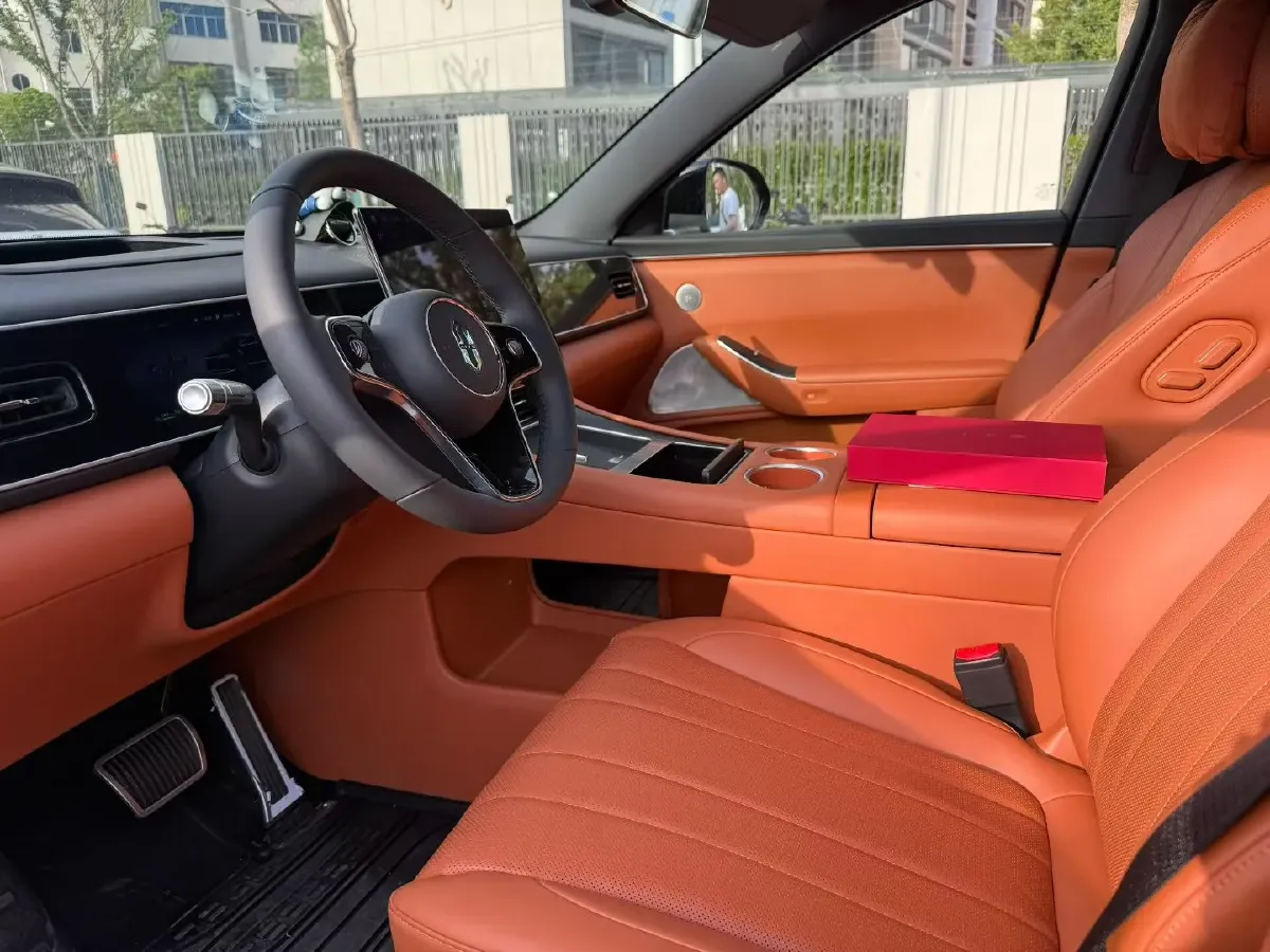 2026 AITO AITO M7 REEV 160HP REEV,autocango,china used car exporter,china ev exporter,chinese used car exporter,chinese used ev exporter