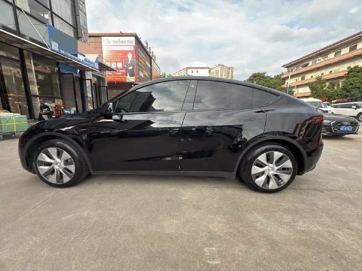 2022 Tesla Model Y BEV 60KWH,autocango,china used car exporter,china ev exporter,chinese used car exporter,chinese used ev exporter