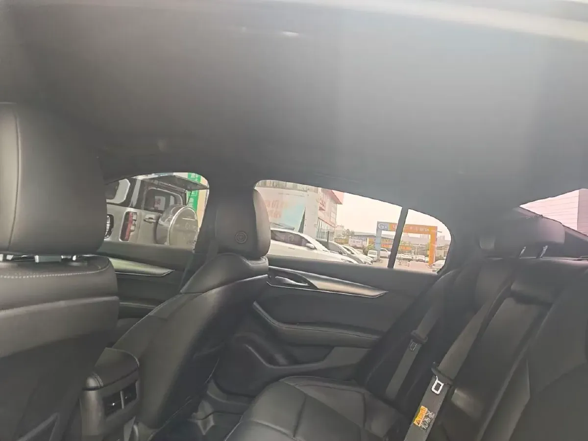 2022 Cadillac CT5 2.0T 237HP L4 10AT,autocango,china used car exporter,china ev exporter,chinese used car exporter,chinese used ev exporter
