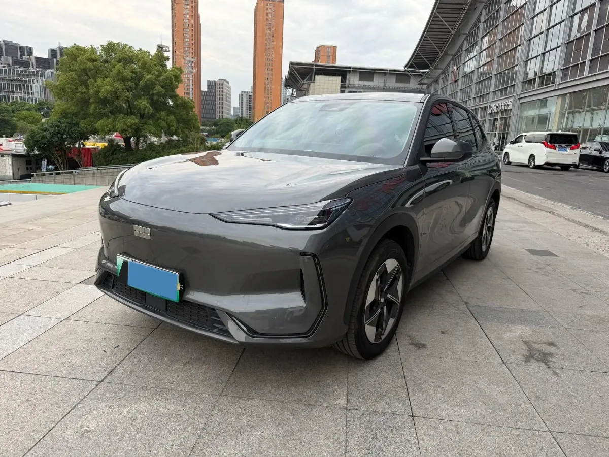 2024 Geely Emgrand L HiP 1.5T 181HP L4 3DHT PHEV 15.5KWH,autocango,china used car exporter,china ev exporter,chinese used car exporter,chinese used ev exporter