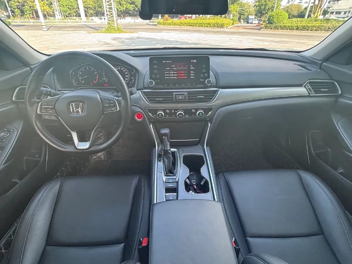 2018 Honda Accord 1.5T 194HP L4 CVT,autocango,china used car exporter,china ev exporter,chinese used car exporter,chinese used ev exporter