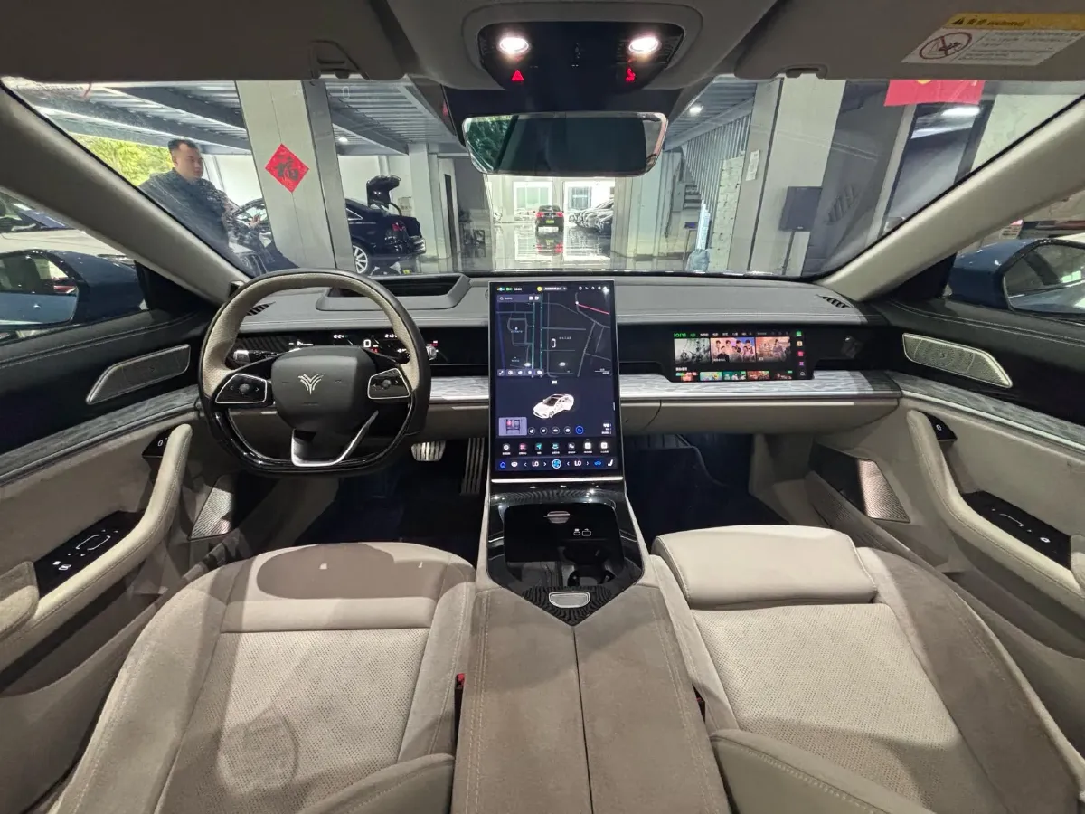 2022 Jeep Grand Commander 2.0T 234HP L4 9AT,autocango,china used car exporter,china ev exporter,chinese used car exporter,chinese used ev exporter