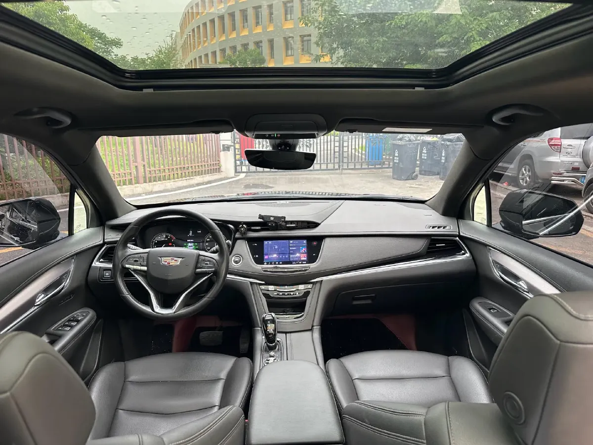 2021 Cadillac XT6 2.0T 237HP L4 9AT,autocango,china used car exporter,china ev exporter,chinese used car exporter,chinese used ev exporter
