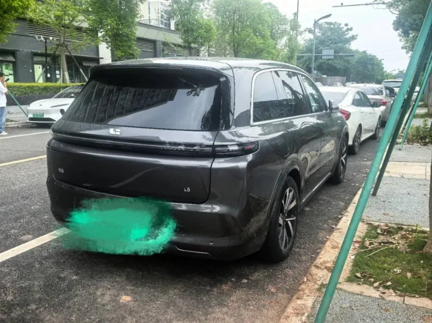 2023 Li L8 Range Extended 154HP REEV 40.9KWH,autocango,china used car exporter,china ev exporter,chinese used car exporter,chinese used ev exporter