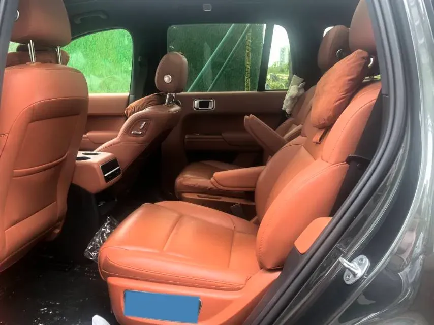 2023 Li L8 Range Extended 154HP REEV 40.9KWH,autocango,china used car exporter,china ev exporter,chinese used car exporter,chinese used ev exporter