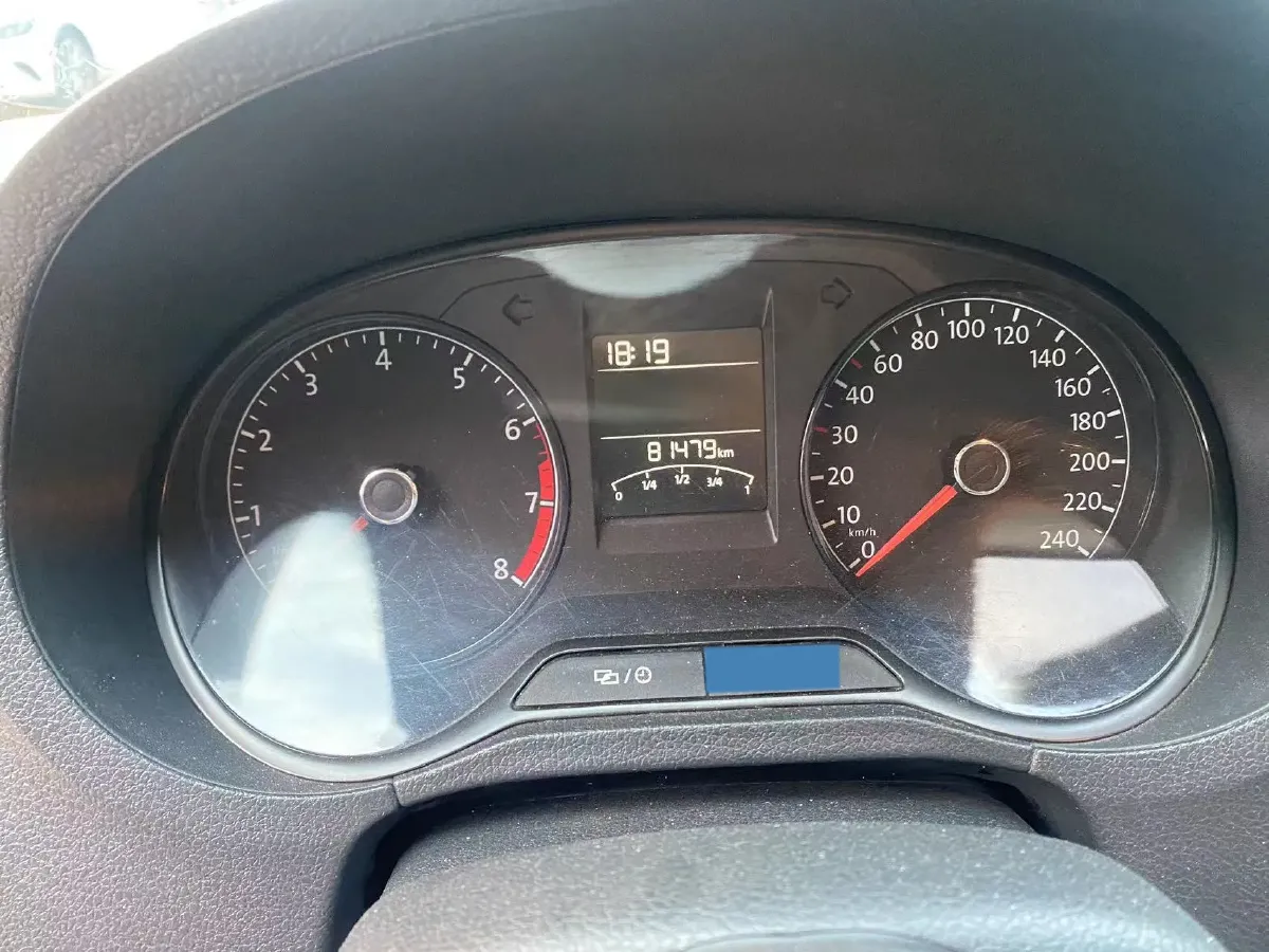 2016 Volkswagen Polo 1.4L 90HP L4 6AT,autocango,china used car exporter,china ev exporter,chinese used car exporter,chinese used ev exporter