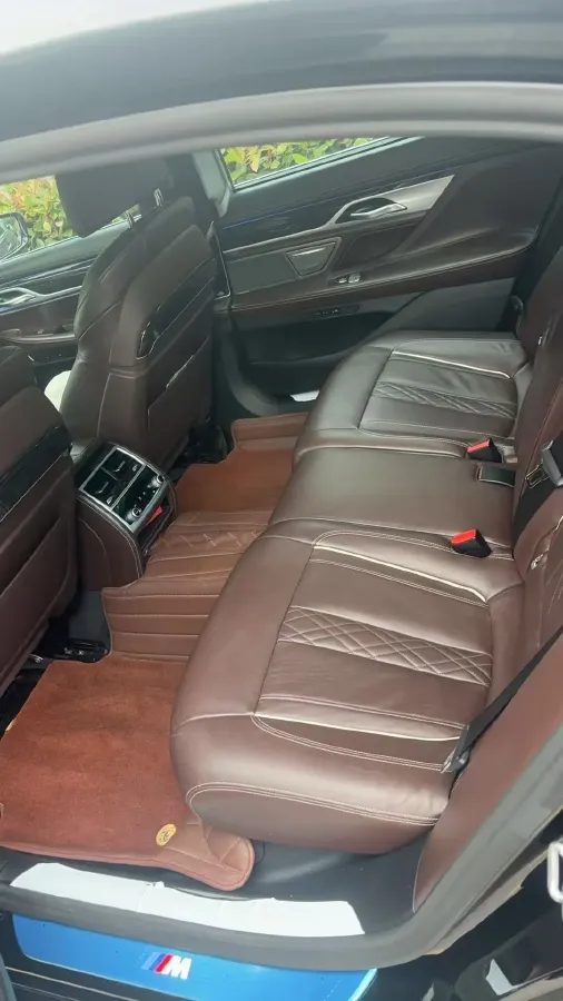 2019 BMW 7 Series 2.0T 265HP L4 8AT,autocango,china used car exporter,china ev exporter,chinese used car exporter,chinese used ev exporter